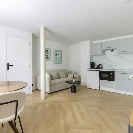 Chapelle Ordener Magnifique 1br 4p Apartment
